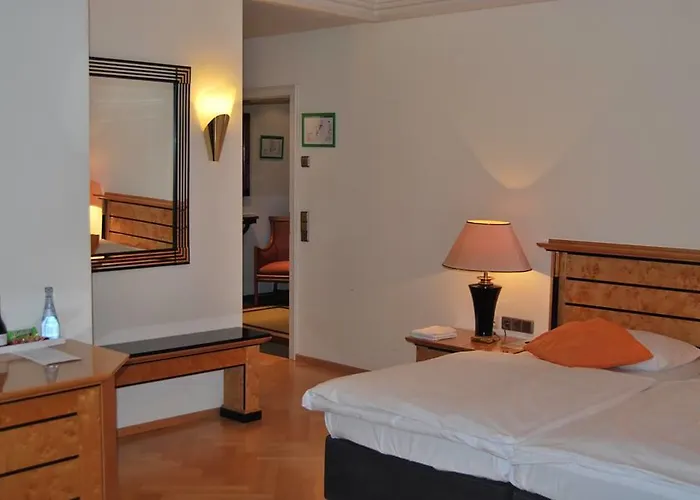 Waldhorn 3* Weingarten (Wuerttemberg)